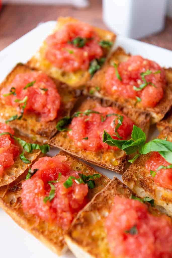 Spanish Pan con Tomate